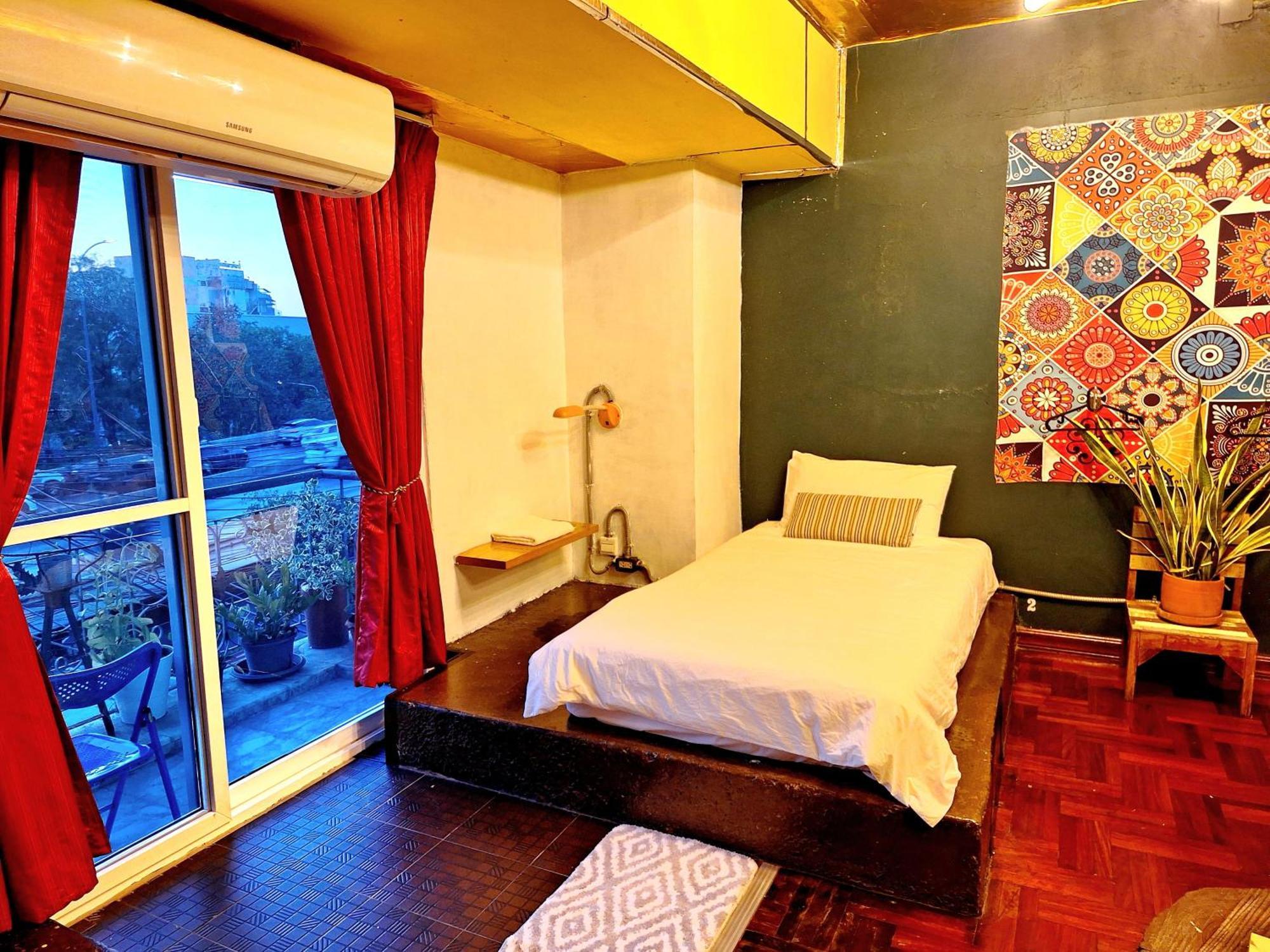 Ddm House Vandrerhjem Bangkok Eksteriør bilde