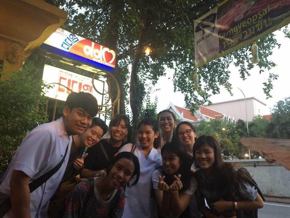 Ddm House Vandrerhjem Bangkok Eksteriør bilde
