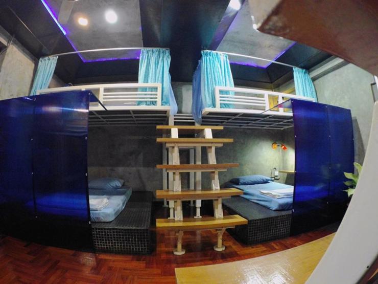 Ddm House Vandrerhjem Bangkok Eksteriør bilde