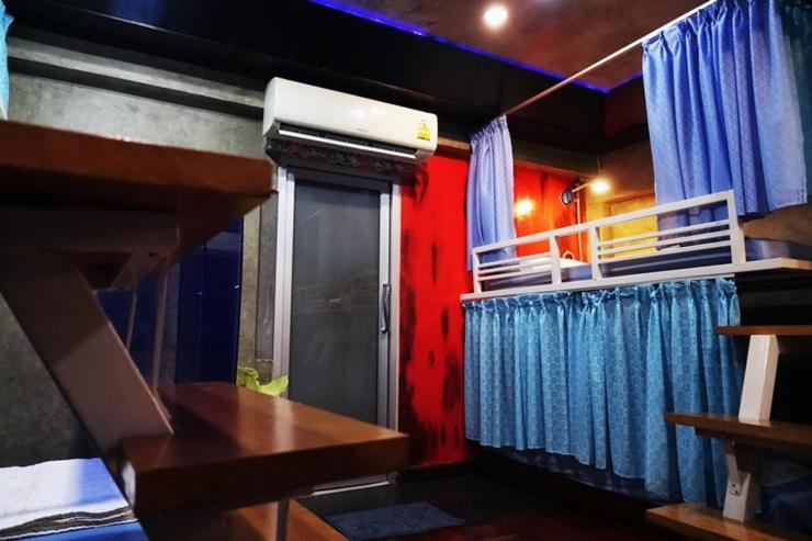 Ddm House Vandrerhjem Bangkok Eksteriør bilde